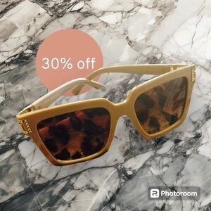 Maurice’s Sunglasses Tan Taupe Shades